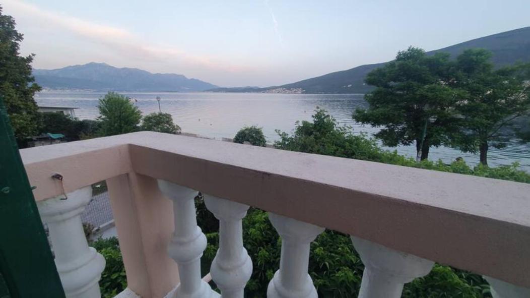 Apartment Dunja Djenovici Herceg Novi Exterior foto
